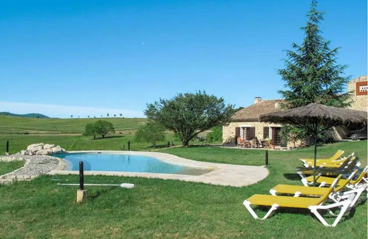 Villa pour 12 personnes, avec Jardin et Piscine