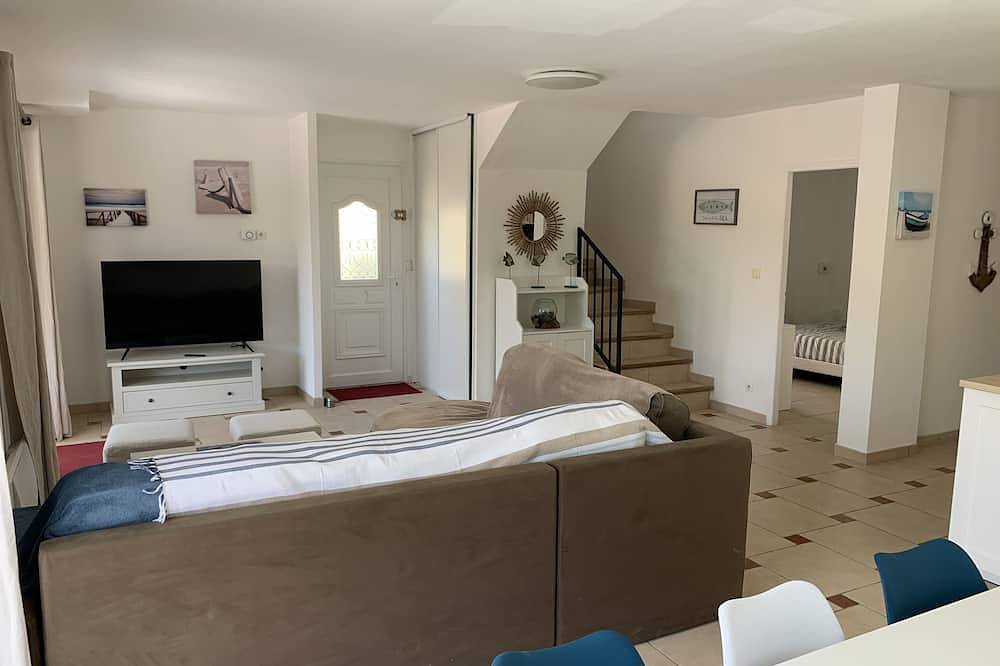 3mn walk from the beach, Villa 5 bdrms in private residence between Sea and Pond in Frontignan, Côte d'Améthyste