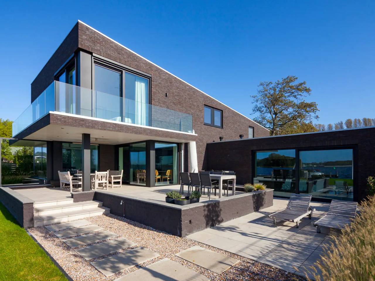 Luxe villa met steiger aan het Veerse Meer in Schotsman, Kamperland