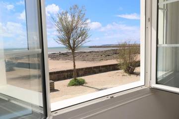 Location de vacances pour 4 personnes, avec jardin et terrasse dans Plage Bonne-Source