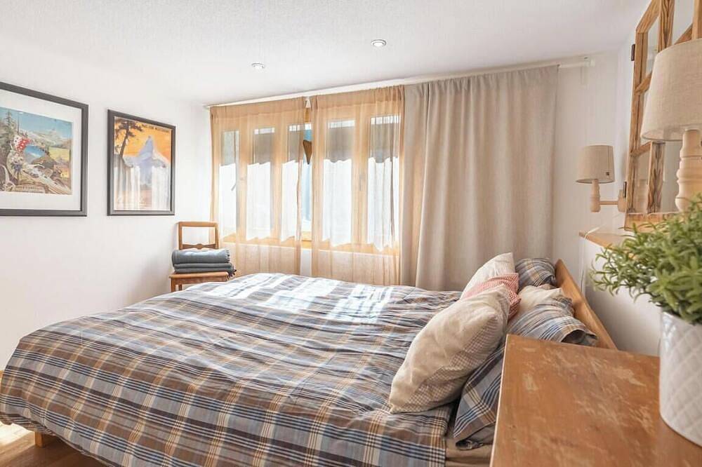 Ganze Wohnung, Gemütliche Wohnung für 4-8 Personen nähe Zermatt in Täsch, Walliser Alpen