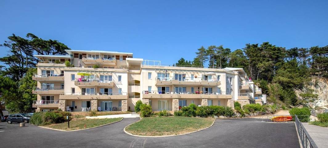 Location de vacances pour 4 personnes, avec piscine et jardin dans Plage de Morgat - 3