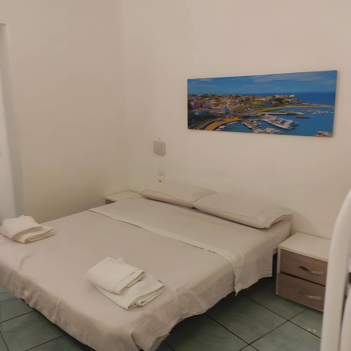 Ferienwohnung für 8 Personen, mit Balkon und Garten auf Ischia - 4