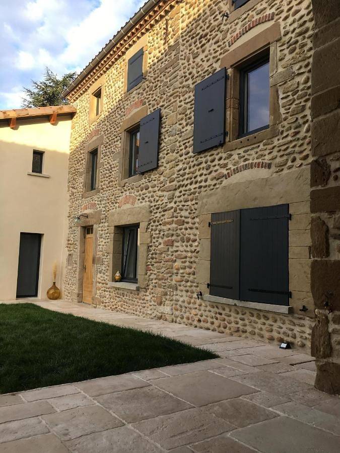 Chambre d’hôte pour 5 personnes avec terrasse in Châteauneuf-de-Galaure, Région de Valence