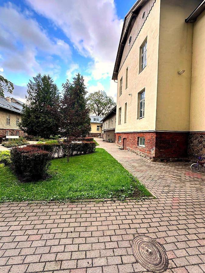 Appartement de vacances pour 8 personnes, avec Jacuzzi ainsi que Terrasse et Jardin
