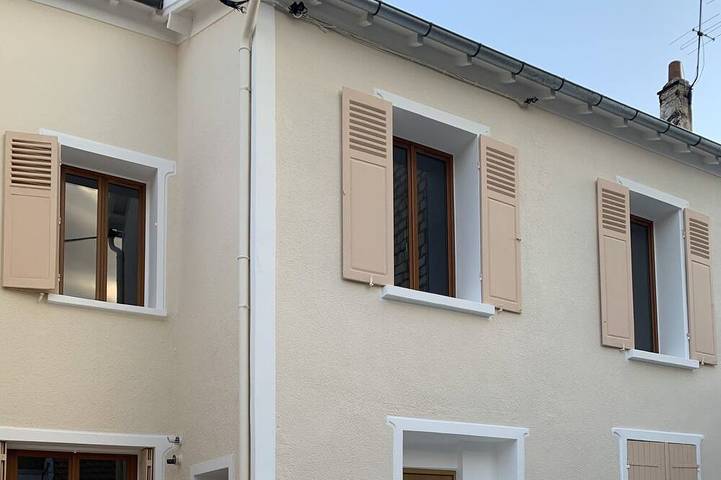 Location de vacances pour 5 personnes, avec jardin à Nanterre
