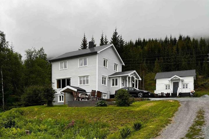 Gîte pour 2 personnes, avec sauna et terrasse ainsi que jardin et vue dans Berg (Norvège) - 2