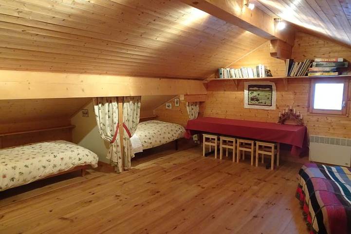 Gîte pour 6 personnes, avec jardin à Villard-sur-Doron - 4