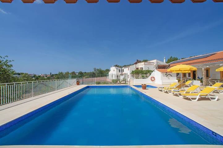 Maison de vacances pour 3 personnes, avec jardin et piscine - 1
