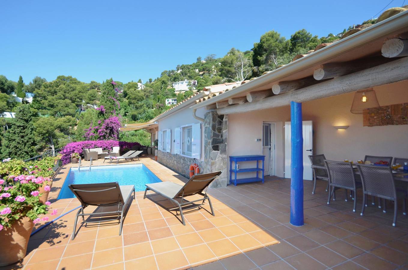 Holiday rental villa with swimming pool in Begur, Aiguablava in Begur, Costa Brava