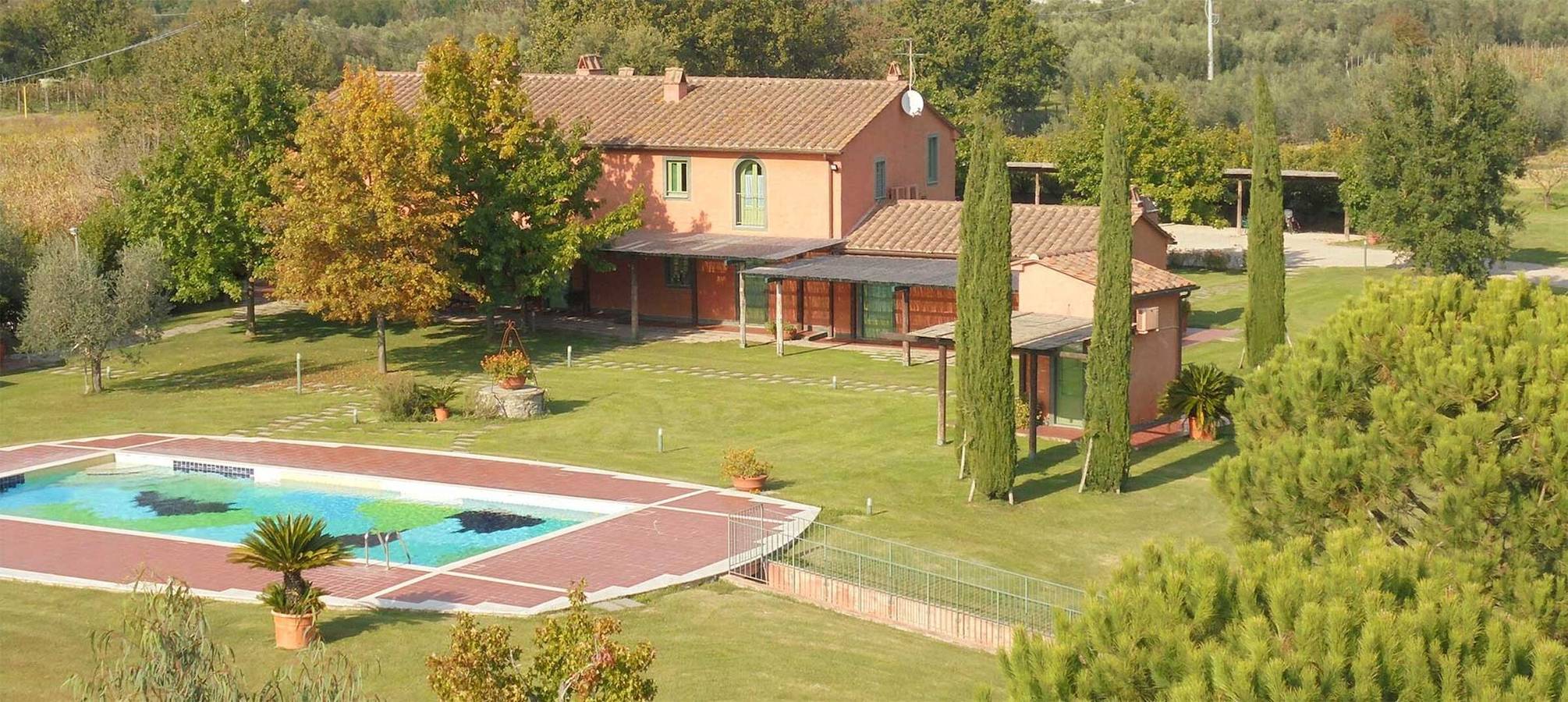 Appartement entier, Appartement Sernesi Agriturismo I Macchiaioli avec piscine, Wi-Fi et climatisation in Monsummano Terme, Province de Pistoia
