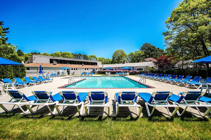 Vacation rental for 6 people, with pool in Cape Cod