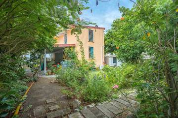 Gîte pour 4 personnes, avec balcon à Le Carbet