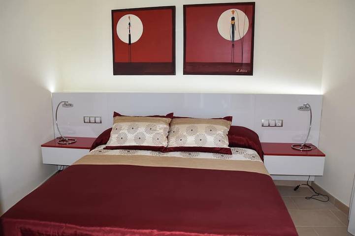 Appartement entier, Apt. 1ºB \"Spectacular views of the sea and the marina of Puerto de Mogán\" in Puerto de Mogan, Mogán