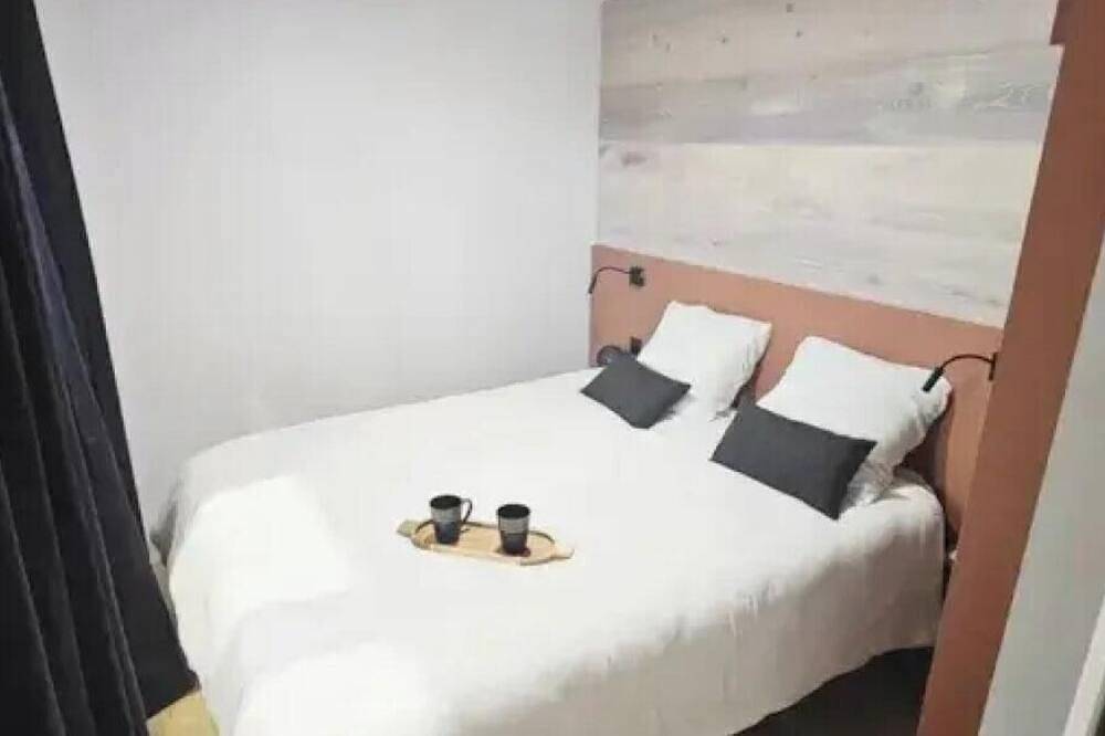 Camping 3 étoiles - Piscine - ccbecgi in Florac-Trois-Rivières, Cevenas