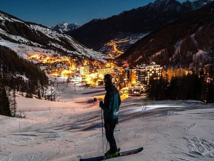 Gîte pour 6 personnes, avec balcon dans Col De Vars Vars Station De Ski - 2