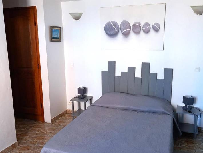 Gîte pour 4 personnes, avec vue dans Plage Du Pradeau - 4