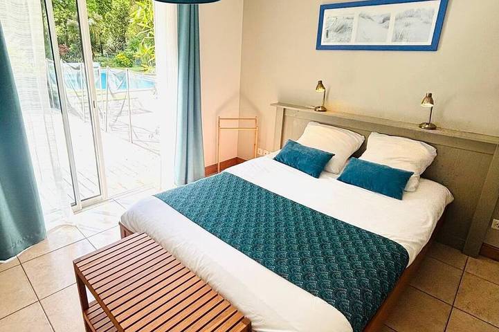 Location de vacances pour 24 personnes à Azur - 2