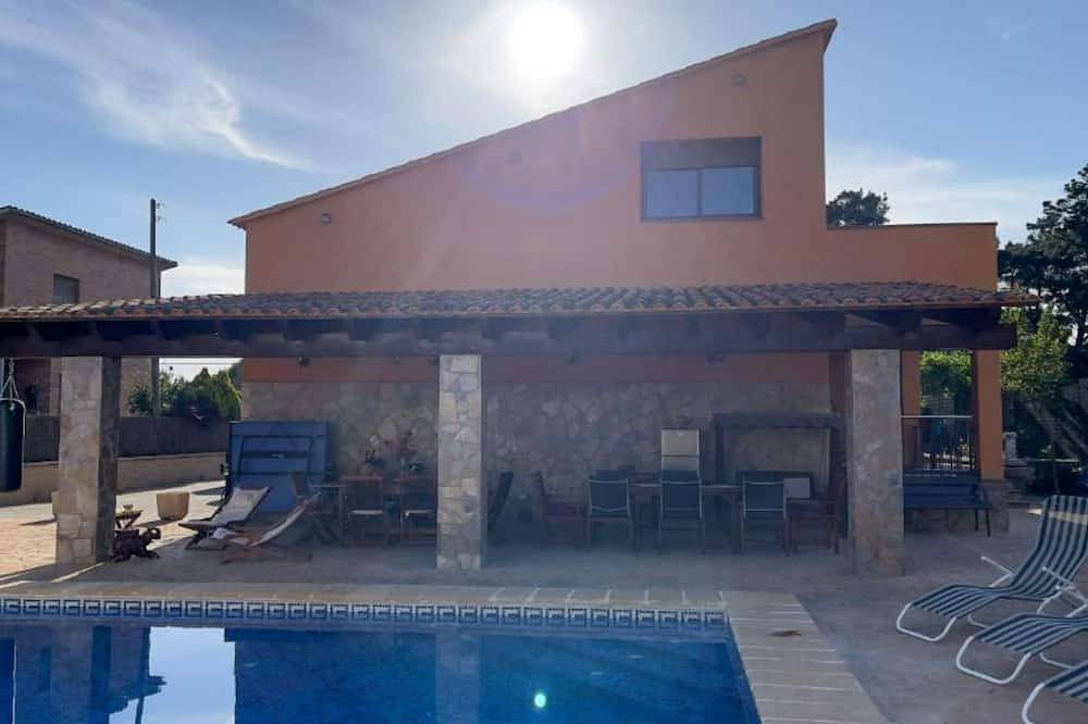 Martina House in Sant Antoni de Vilamajor, Barcelona Province
