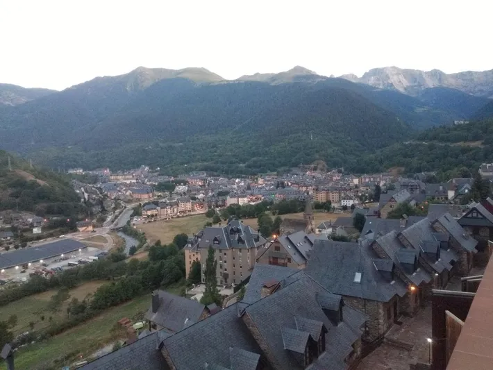 Apartamento de vacaciones para 5 personas, con terraza y vistas - 1
