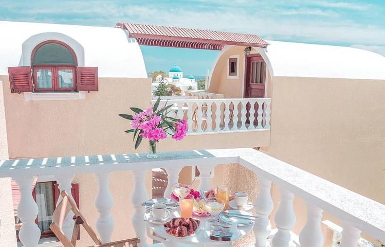 Chambre d’hôte pour 2 personnes, avec terrasse à Perissa - 4
