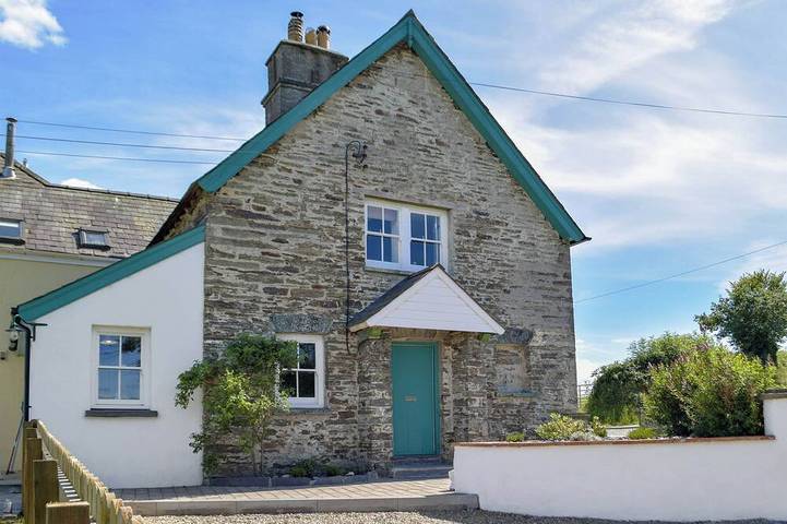 Cottage for 2 people, with garden and hot tub in Pembrokeshire