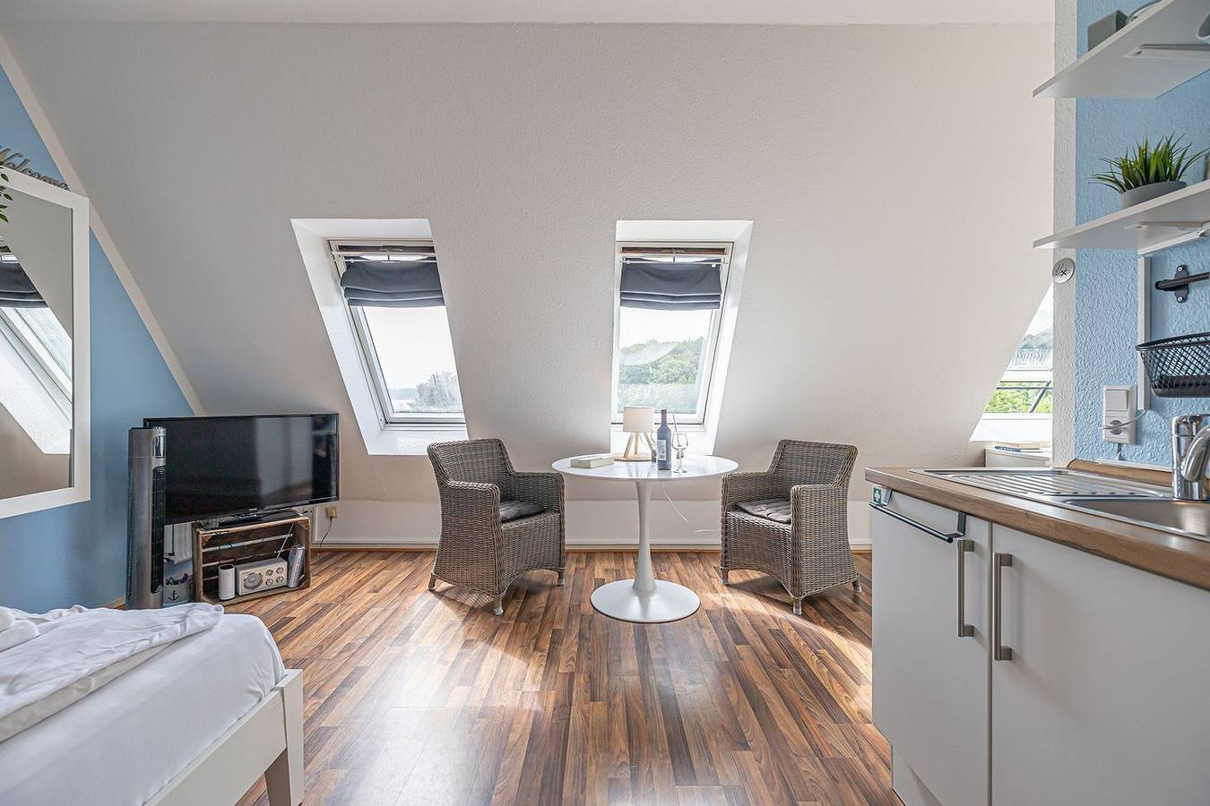 Hel lejlighed, Fewo1846 - Ahoi (App. 654) / comfortable studio apartment in the attic in Wassersleben, Harreslev