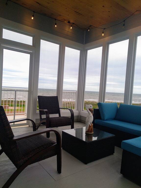 Cabin Rentals And Lodges for 6 Guests in Prince Edward Island, Canada