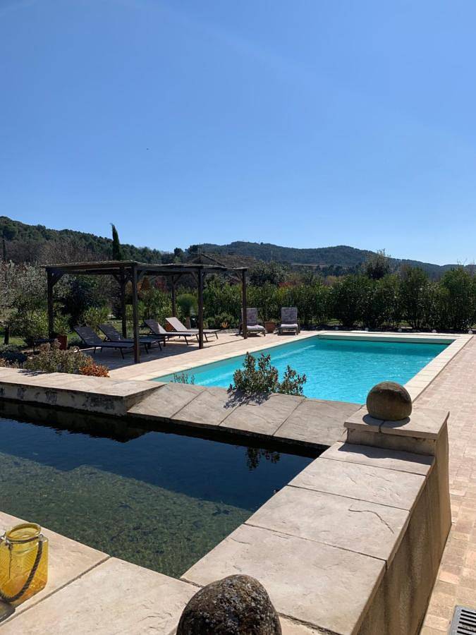 Location de vacances pour 2 personnes, avec piscine ainsi que jardin et vue à Mirabel-aux-Baronnies - 2