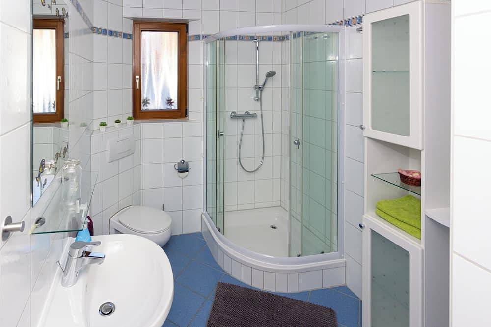 Ganze Wohnung, Cozy holiday apartment \"Hinz\" in the Spessart in Eschau, Spessart-Mainland