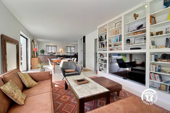 Gîte pour 6 personnes, avec piscine ainsi que terrasse et jardin à Plouharnel - 3