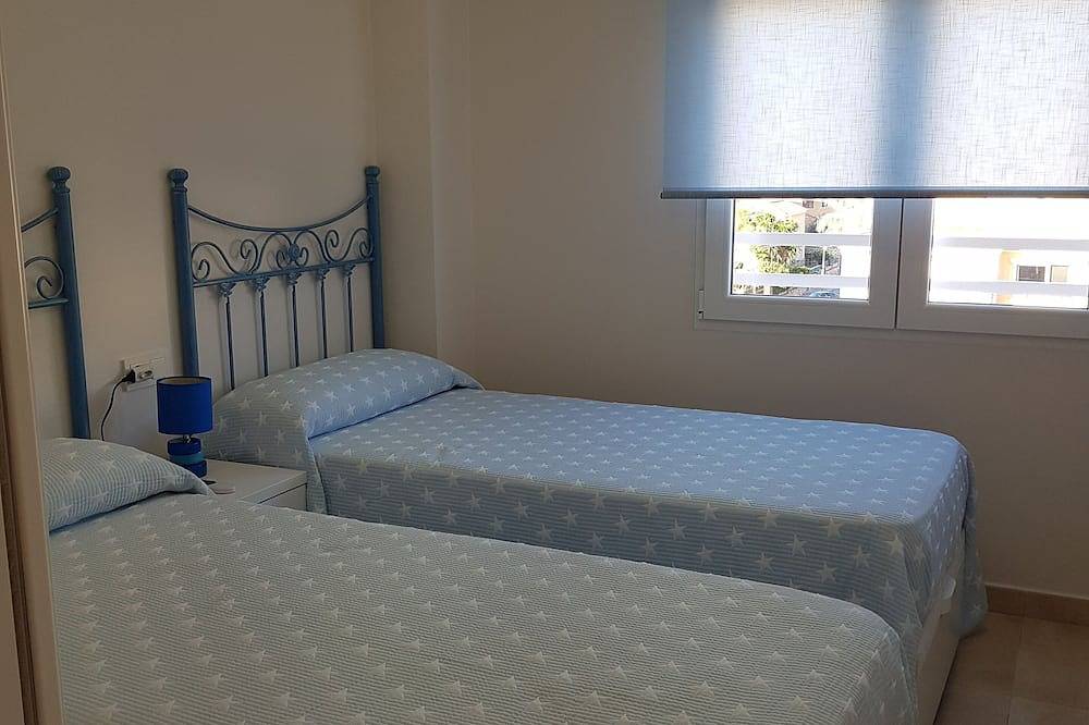 Apartamento entero, Apartamento san juan alicante 1 linea vistas expectaculares al mar wifi in San Juan Playa (Alicante), Costa Blanca