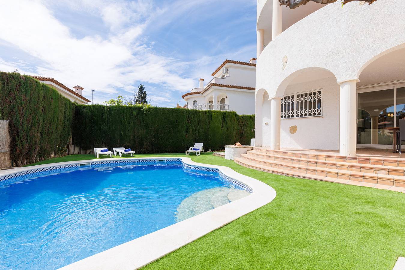 M308-086 Villa Pomer in Miami Playa, Costa Dorada