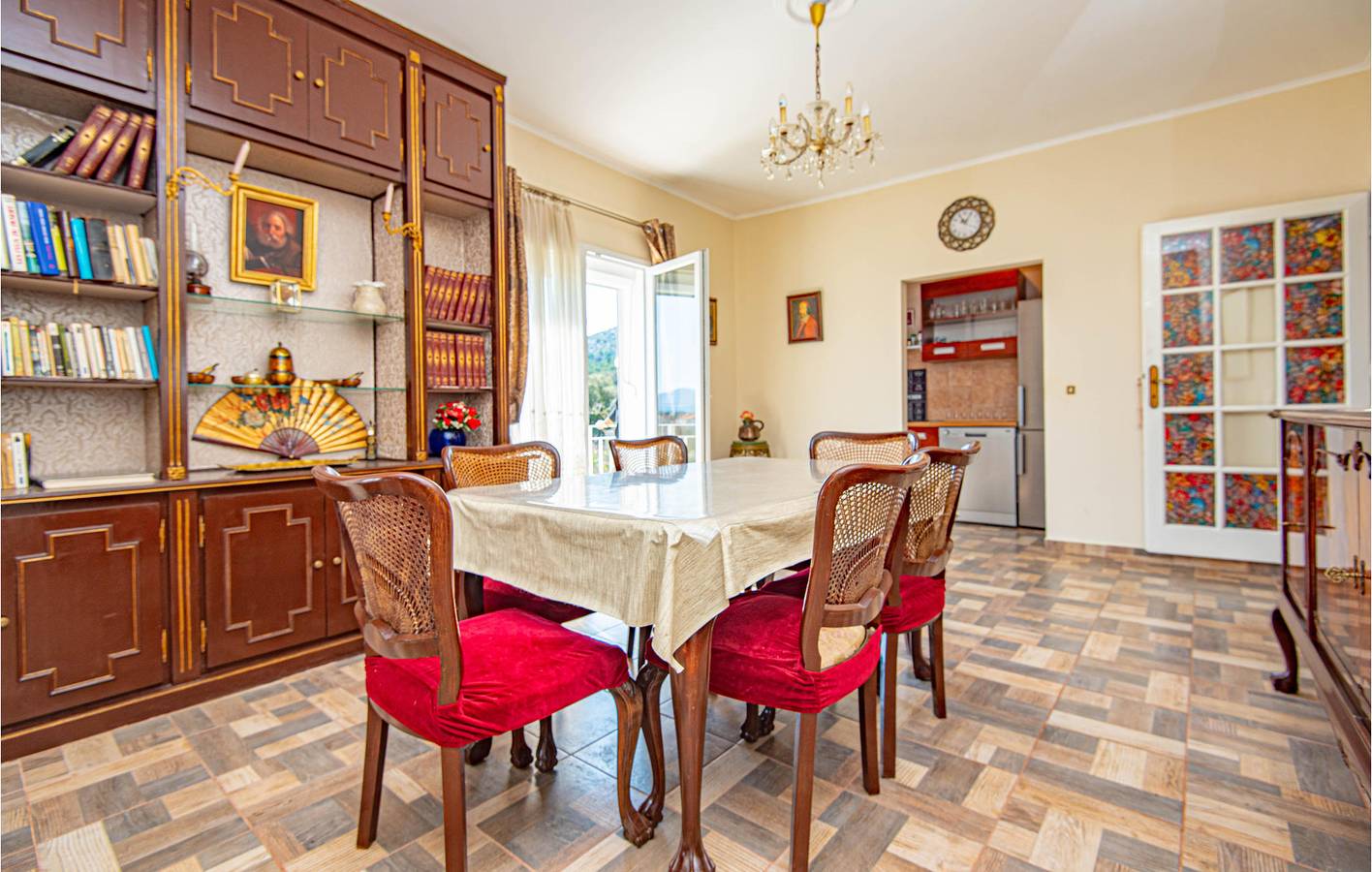Ganze Ferienwohnung, Ferienwohnung für 12 Personen mit Terrasse in Raslina, Šibenik-Knin