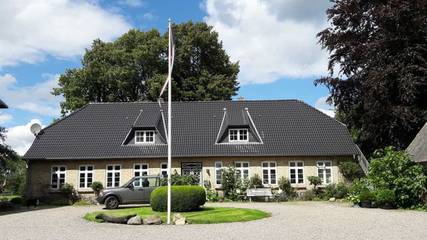 Ferienwohnung für 4 Personen, mit Garten und Ausblick, kinderfreundlich in Dörphof