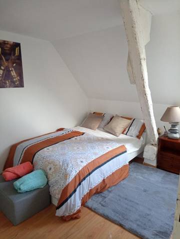Cottage pour 2 personnes, avec vue et jardin dans Conie-Molitard