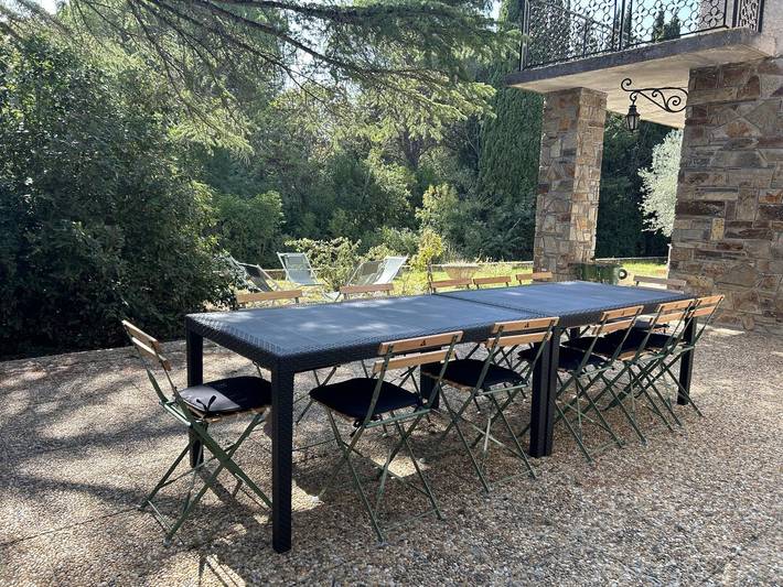 Gîte pour 15 personnes, avec piscine ainsi que terrasse et jardin à Villasavary - 2