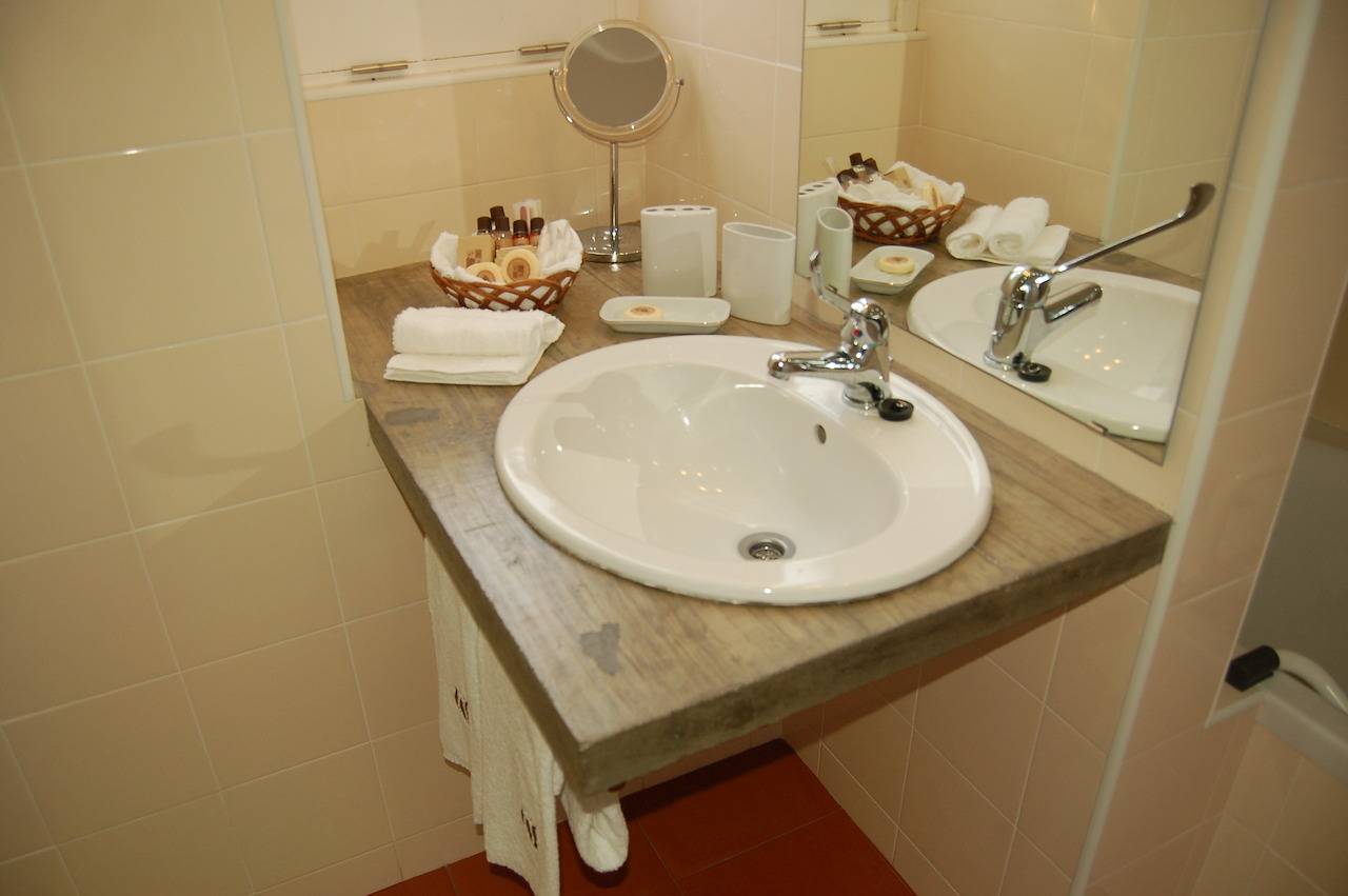 Casa de campo en alquiler con piscina y vistas al mar y la montaña in Isla de San Miguel, São Pedro de Nordestinho