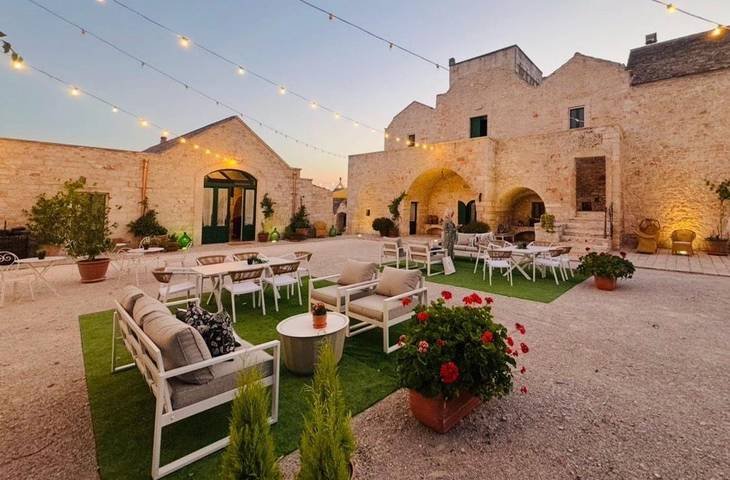 Rustico per 2 persone, con giardino e terrazza nonché piscina a Martina Franca
