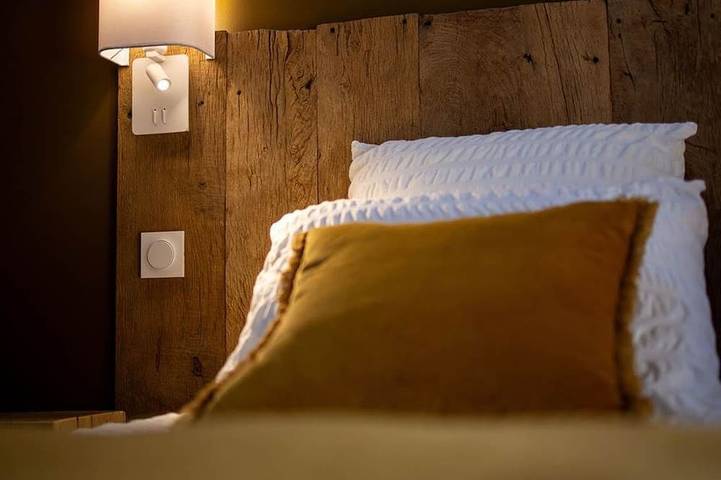 Location de vacances pour 4 personnes, avec terrasse ainsi que piscine et jardin dans Belmont-Sainte-Foi - 4