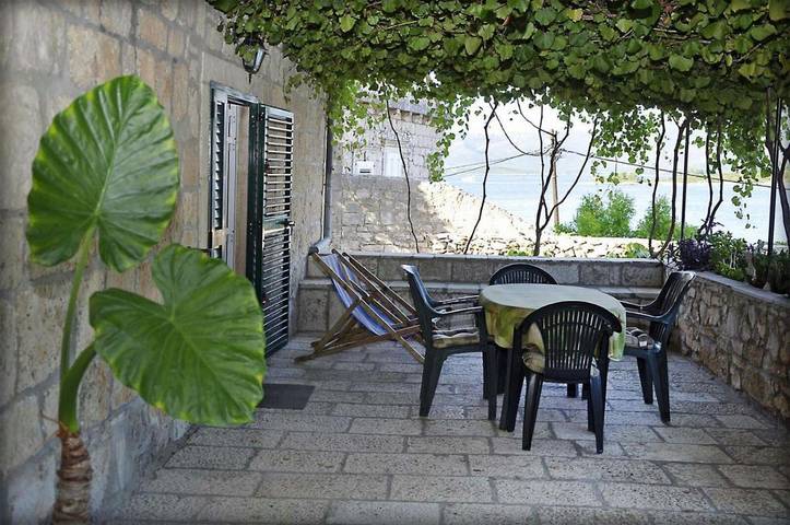 Ferienwohnung für 3 Personen, mit Balkon/Terrasse in Lumbarda