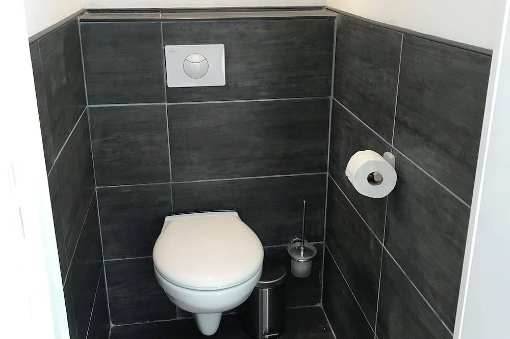 Apartamento entero, 2-room apartment in quiet neighborhood in Bièvres, Essonne