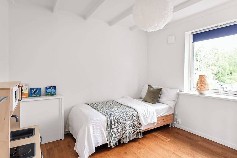 Scenic Retreat Near Stockholm in Huddinge, Svenska Östersjön