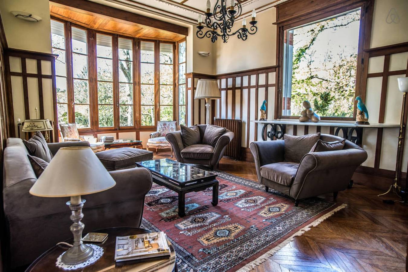 Villa Arcachonnaise spacieuse au style authentique proche de la plage in Le Moulleau, Arcachon