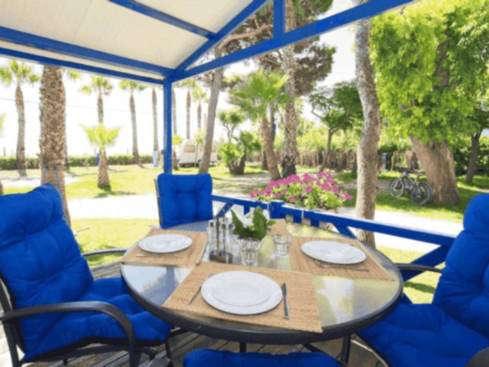 Bungalow para 4 personas, con piscina y terraza - 1