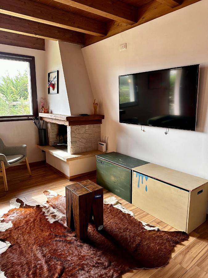 Three-Bedroom Chalet in Ovindoli, Parco Naturale Regionale Sirente-Velino