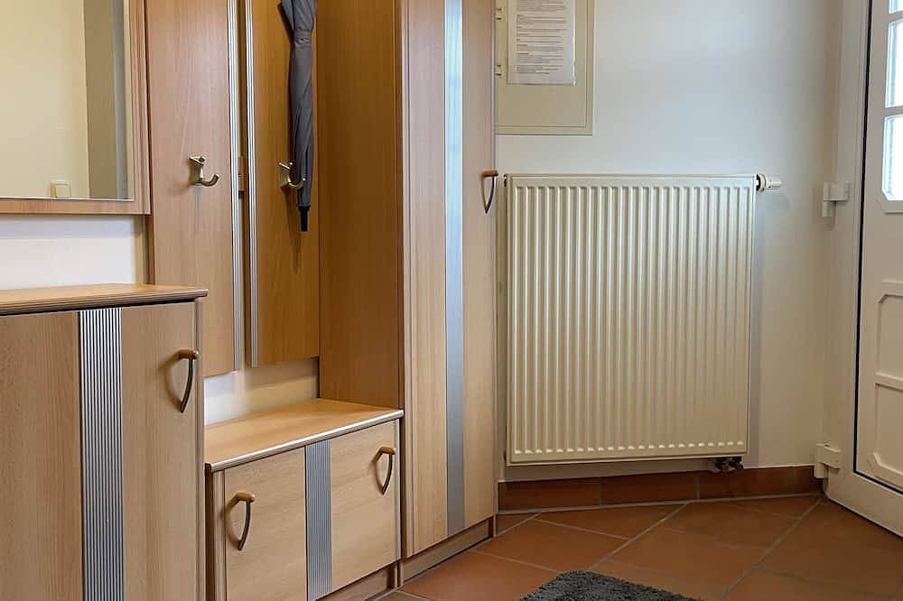 Ganze Wohnung, Schöne und gepflegte Ferienwohnung in Bad Kissingen, Rhön-Bayern