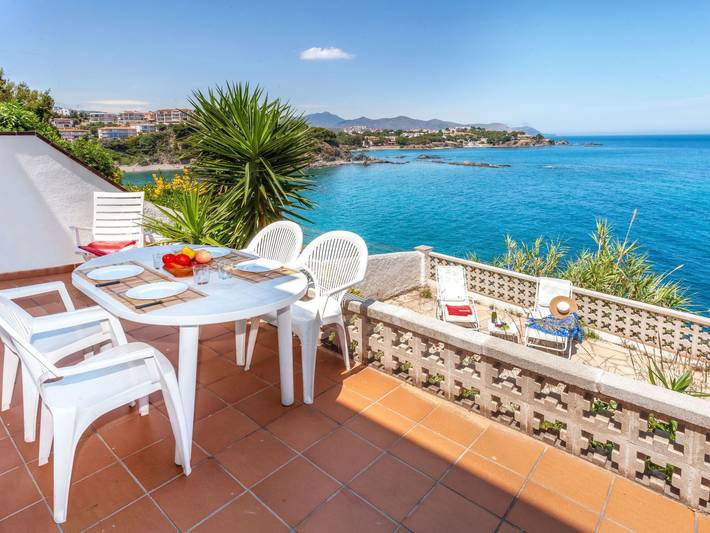 Location de vacances pour 5 personnes, avec Terrasse et Vue à Llançà