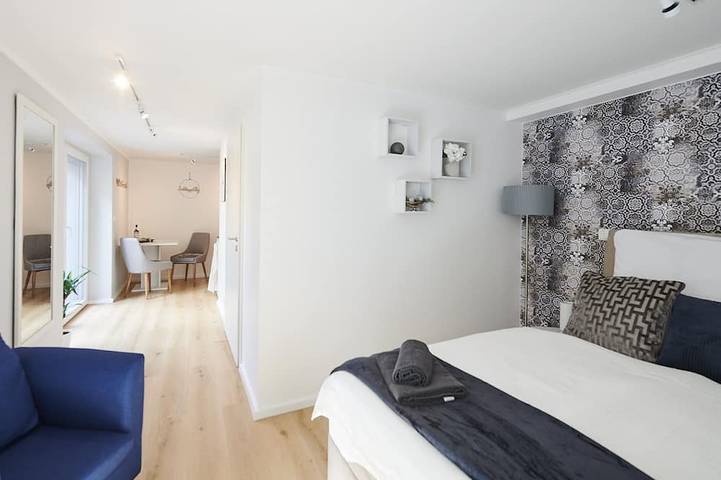 Ganze Wohnung, Stilvolles Apartment:ruhig, 24/7 Self Check-In & Wlan, Parkplatz an der Strasse in Göttingen, Niedersachsen