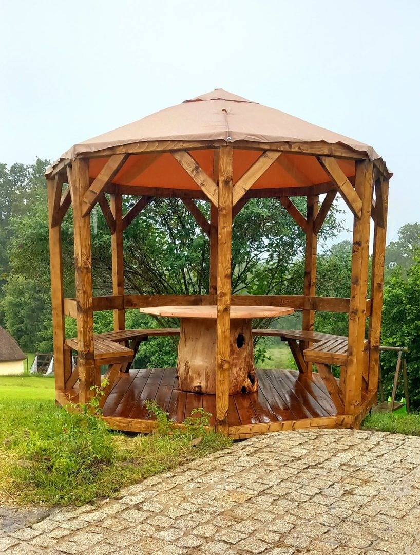 Gîte "Les Dolmens" in Pérols-sur-Vézère, Région d'Ussel